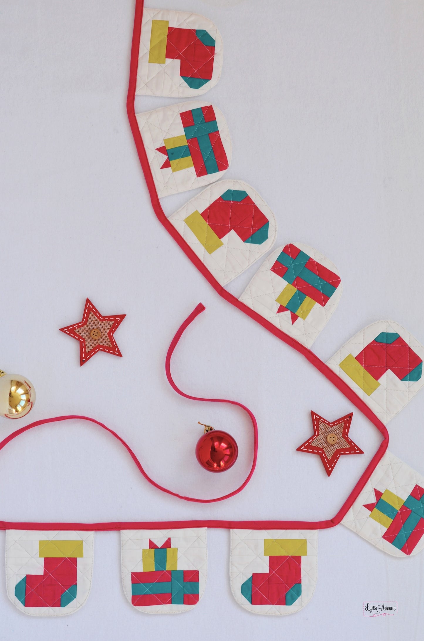 Stocking Treasures Bunting Pattern