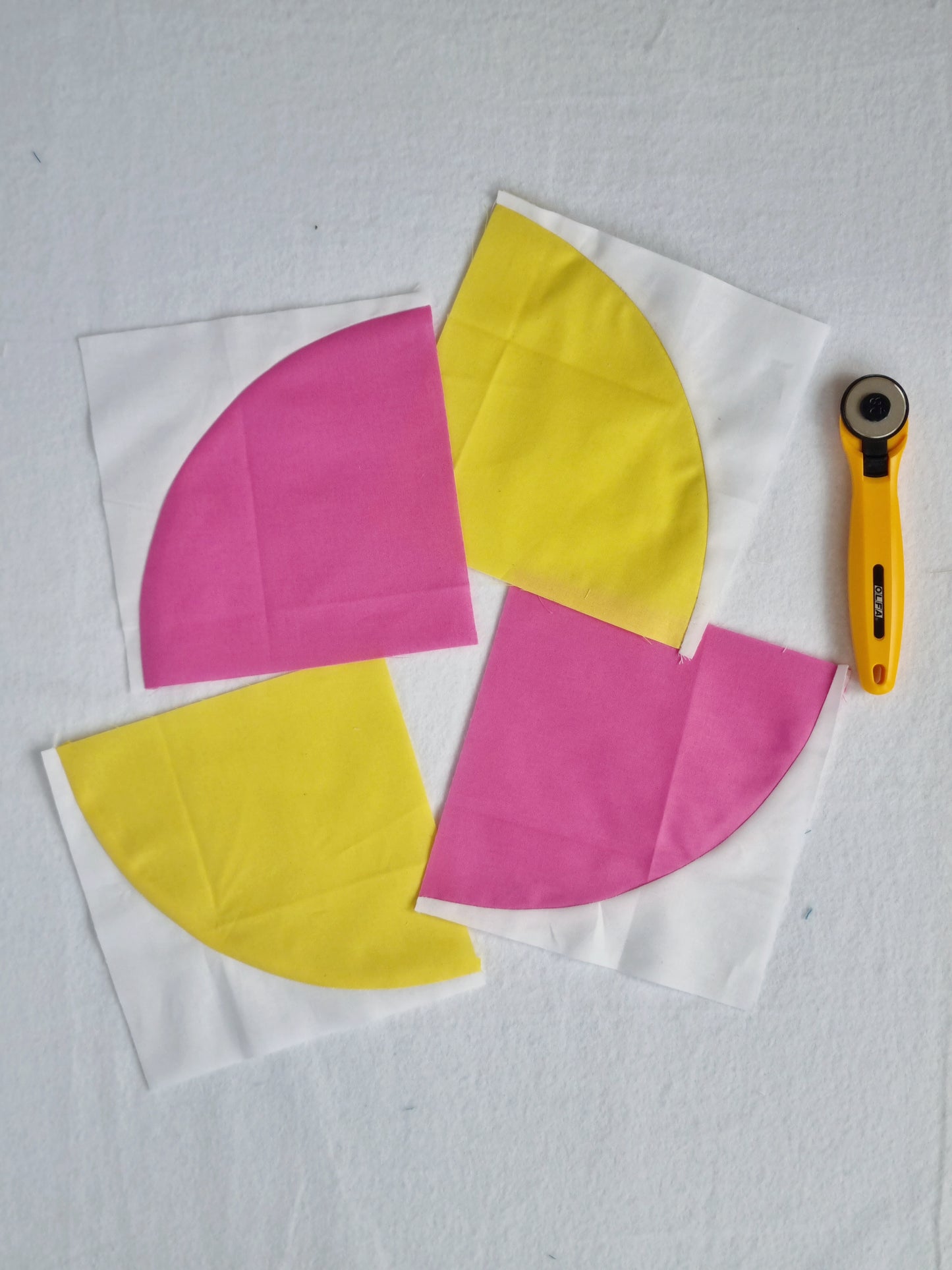 Tips on Sewing a Curved Quilt Tutorial + 1/4 Circle Template Printable